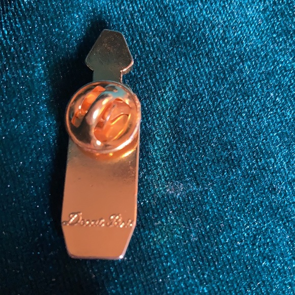 Vintage Givenchy pin signed Decat Paris - Picture 3 of 7